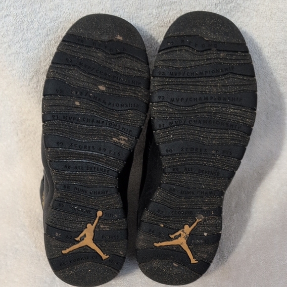 Air Jordan Black and Gold Women's Sneakers - Picture 7 of 8